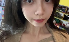 美国女歌手以尿洗脸视频